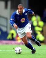 Leicester geeft Collymore flinke boete