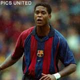 Kluivert helpt Barcelona aan winst
