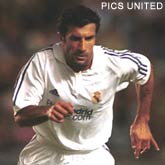 Luis Figo is beste speler ter wereld