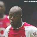 Wiltord redt punt voor Arsenal