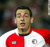 Van Marwijk kiest voor kracht en routine