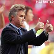 Hiddink: 'We moeten aanvallen in Londen'