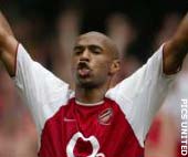 Frans Arsenal eenvoudig langs Villa