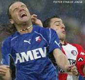 Feyenoord mazzelt met late goal Bosvelt