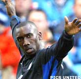 Barça opnieuw in slag om Hasselbaink