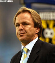 Mike Snoei overweegt vertrek