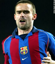 Blessure Overmars bij nieuw fiasco Barça