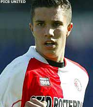 Van Persie moet twee duels aan de kant