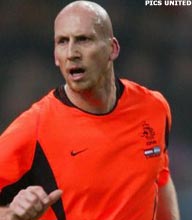 Advocaat grijpt terug op vaste groep