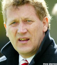 Spelers AZ komen Scheringa tegemoet