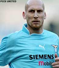 Thumbnail for article: Lazio gered, Stam weigert weer aandelen