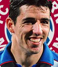 Makaay in voetsporen van Jol en Wouters