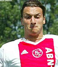 Chelsea en Lyon lonkten naar Zlatan