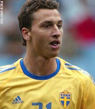 Zlatan scoort, Schotten knokken met Faerøer