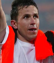 Galásek vraagteken, Jankulovski geschorst