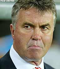 PSV-coach Hiddink praat al over de UEFA Cup