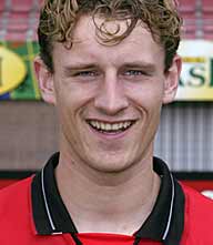 Helmond Sport steelt zege bij Excelsior