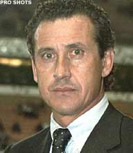 Thumbnail for article: Sevilla woest na bezoek Valdano aan arbiter