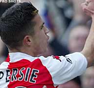 Robin van Persie vraagt extra bedenktijd