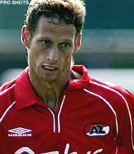 Lindenbergh twee jaar langer bij AZ