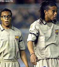 Ronaldinho nieuw contract, wachten op Davids