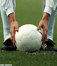 UEFA laat penalty's eerste ronde beslissen