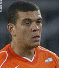Wilfred Bouma haakt af bij training
