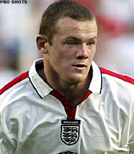 UEFA overweegt goal Rooney te schrappen