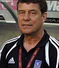 Duitsers willen Rehhagel als Bundestrainer