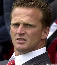 Van den Brom volgt Schip en Van Basten op