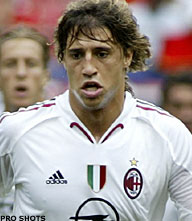 Crespo ruziet met Chelsea: 'Niks clausule'