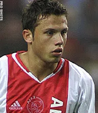 Ajax beloont gewild trio, trio blijft