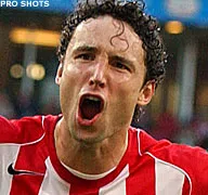 Superieur PSV meldt zich voor Champions League