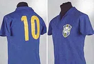Legendarisch shirt Pelé levert veel minder op
