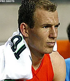 Thumbnail for article: 'Robben kan alleen klappen voor medespelers'
