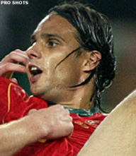 Knieblessure houdt Nuno Gomes aan kant