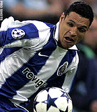 FC Porto raakt Derlei en Carlos Alberto kwijt