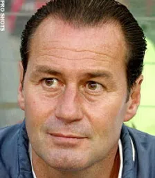 Thumbnail for article: Nol Hendriks: 'Huub wil per se naar Roda'