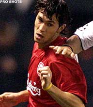 Liverpool, Birmingham winnen derby's