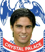 Mikel Arteta viert goal met verkeerde fans