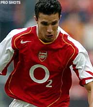 Arsenal laat geen spaan heel van Everton