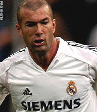 Sevilla duwt Real nog verder van Spaanse titel