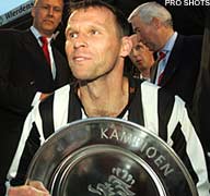 Heracles knokt zich naar titel en eredivisie