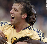 Rafael van der Vaart zegt ja tegen HSV