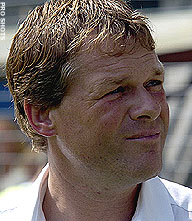 'Feyenoord meldt zich voor Erwin Koeman'