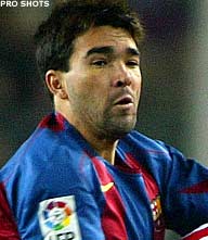 Deco langer bij Barça en kost nu 75 miljoen