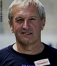 Coach SV Ried in ziekenhuis na aanrijding