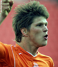 Huntelaar helpt Jong Oranje langs Armenië
