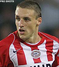 RBC is zelfs tegen gehavend PSV kansloos