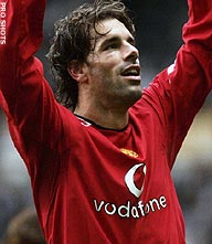 Van Nistelrooy en Park vellen dapper Fulham
